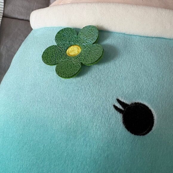 LIKE NEW, Squishmallows Jakarria The Blue Bobba Tea - retails $40 - Picture 3 of 9